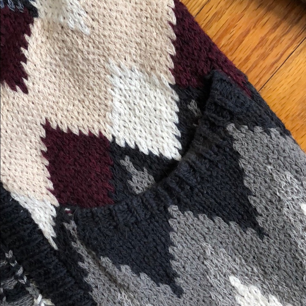 Nwot American Eagle Oversized Patterned Sweater - image 5